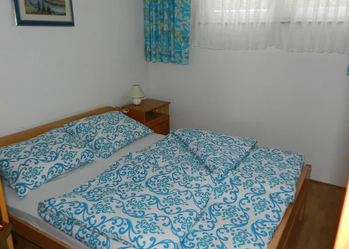 Appartement With A Parking Space Sveti Vid, Krk - 16955 *