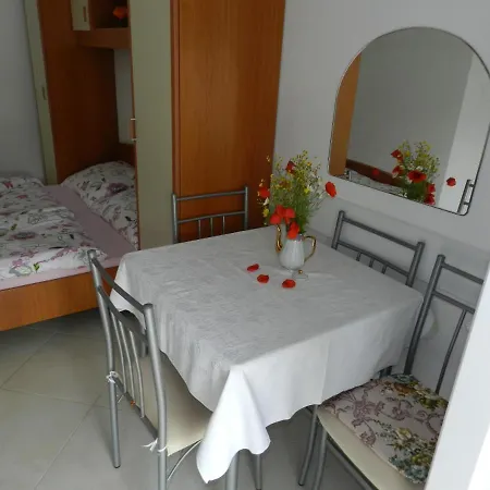 With A Parking Space Sveti Vid, Krk - 16955 Apartament Malinska