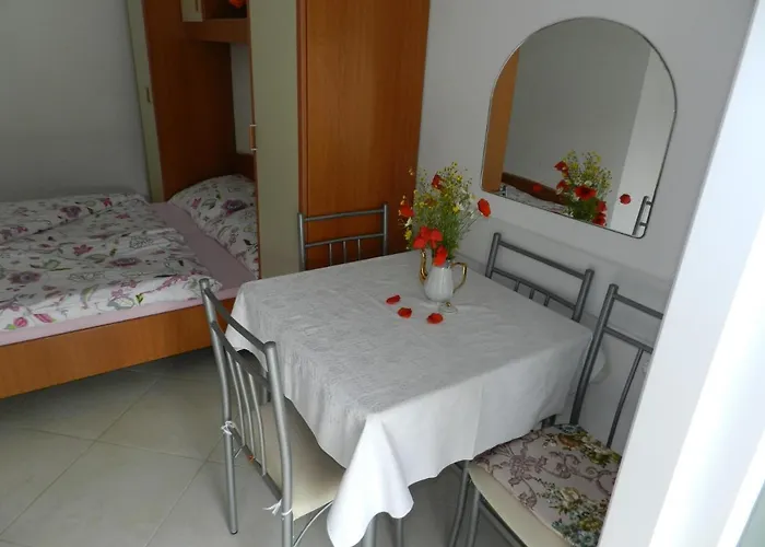 With A Parking Space Sveti Vid, Krk - 16955 Apartament Malinska